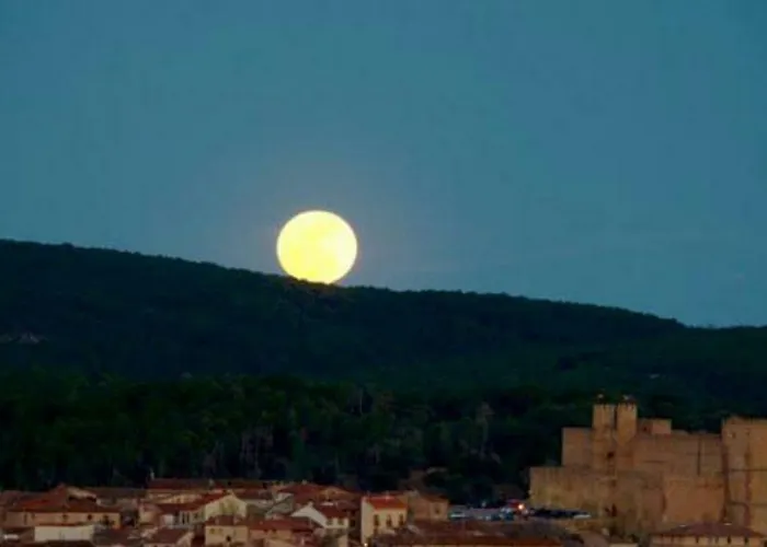Lunas De Siguenza