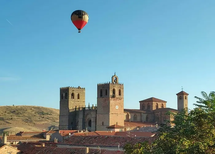 Lunas De Siguenza